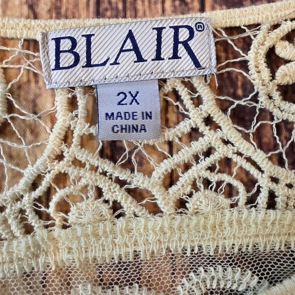 Blair Size 2X Embroidered Crochet Sheer Boho Blouse Feminine Romantic Longline - Picture 7 of 10